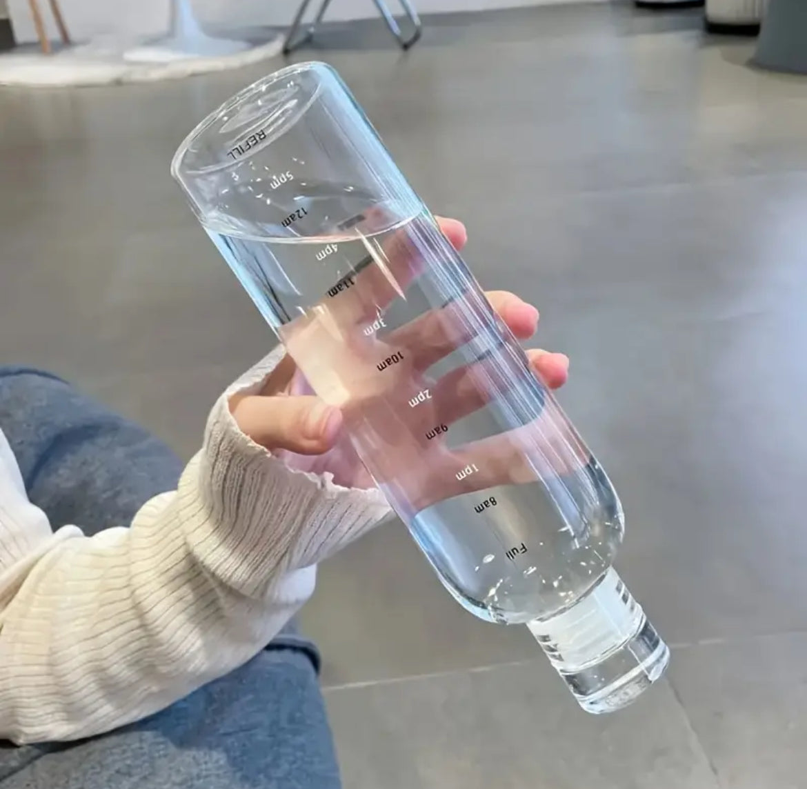 💧 Gourde graduée 500ml – Hydratation stylée et pratique ! 💦